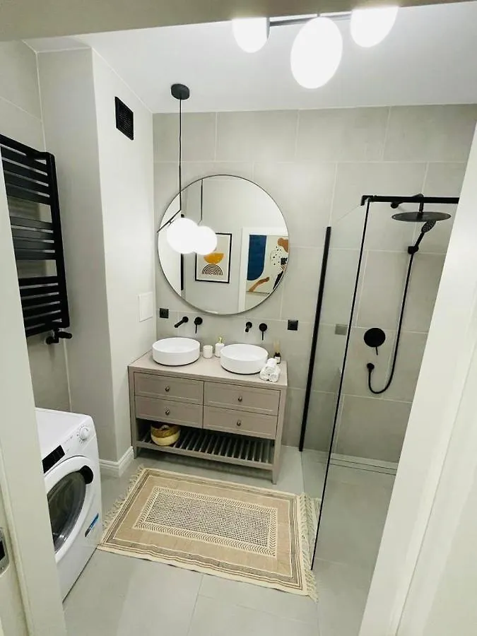Warsaw Sadyba Premium Apartment By B2