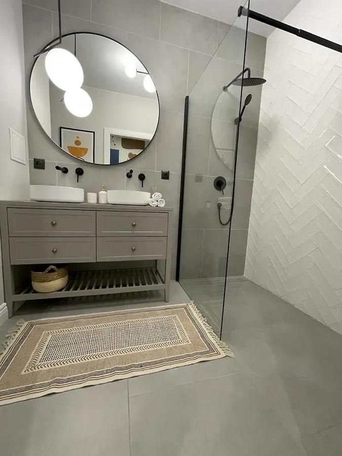 Warsaw Sadyba Premium Apartment By B2
